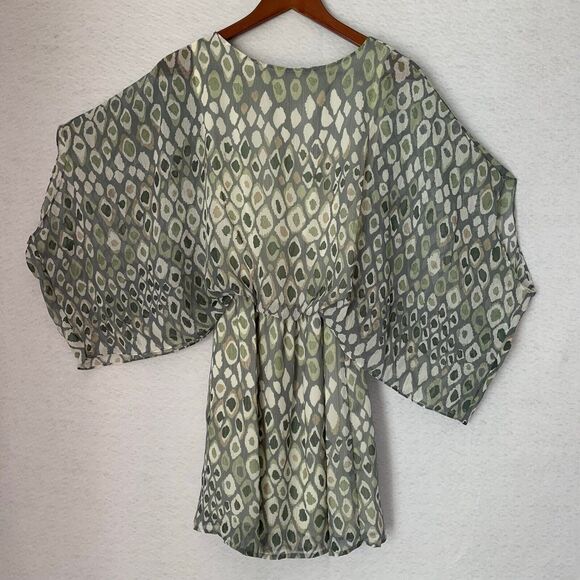 Tyche USA Dress Women Small Easy Breezy Green Cream Cold Shoulder Lined Mini NWT - Picture 11 of 11